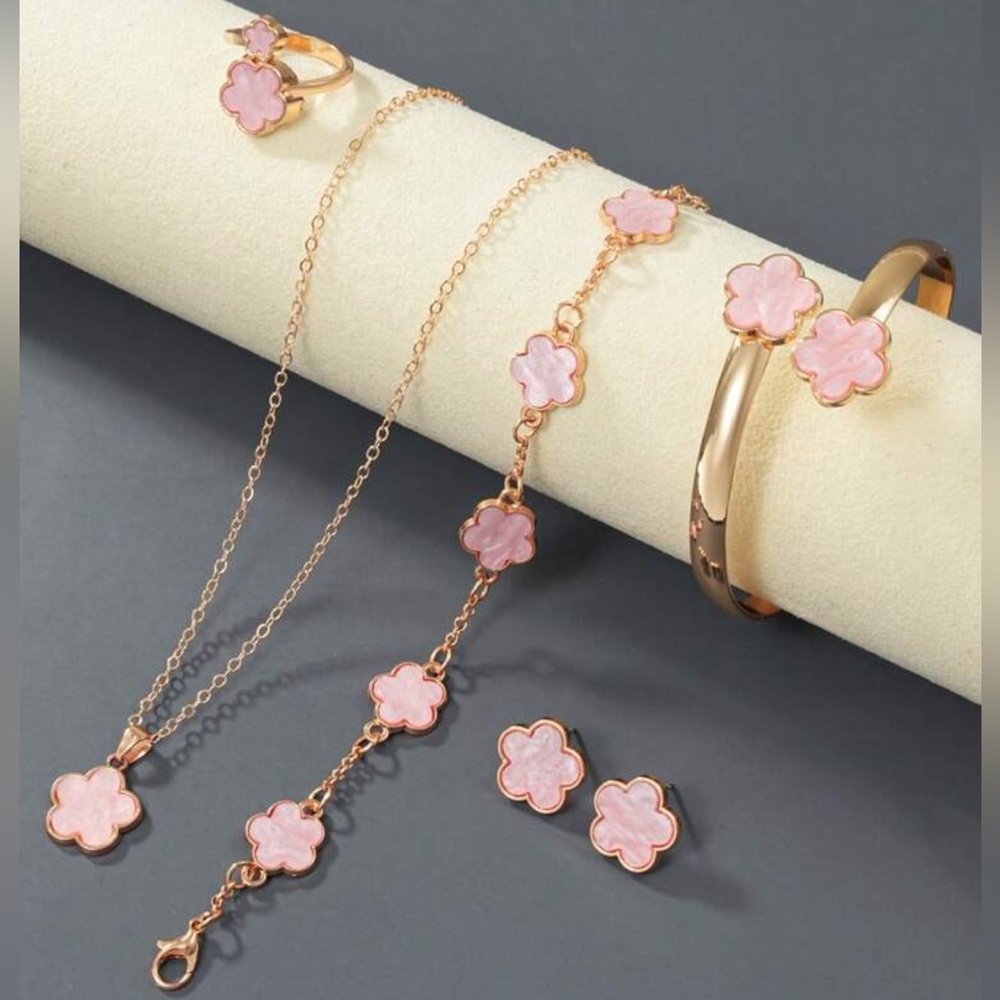 6 Pieces : Light Pink Flower Jewelry Set